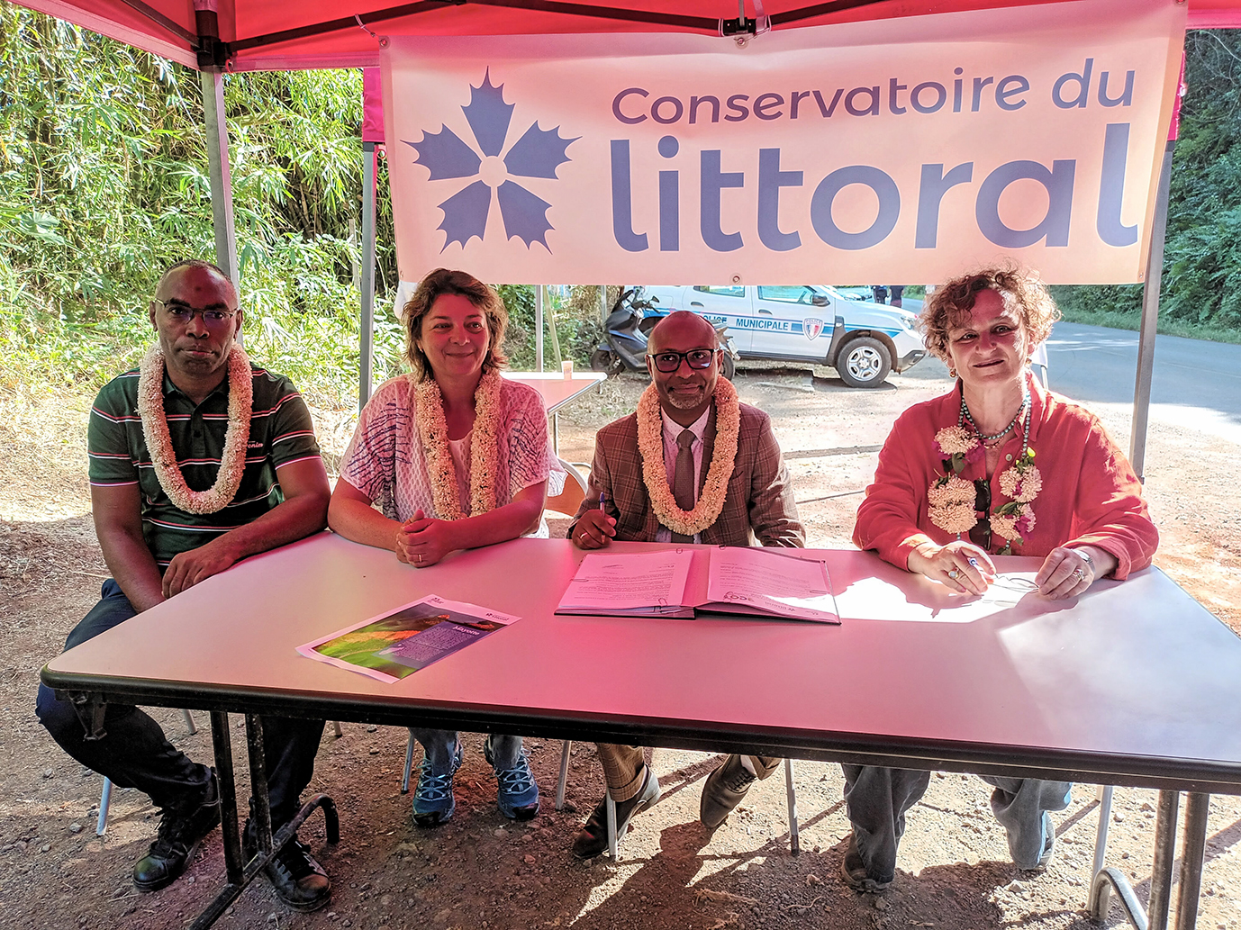 Visite de la présidente et de la directrice du Conservatoire du littoral à Mayotte en juin 2023. © Alain Brondeau