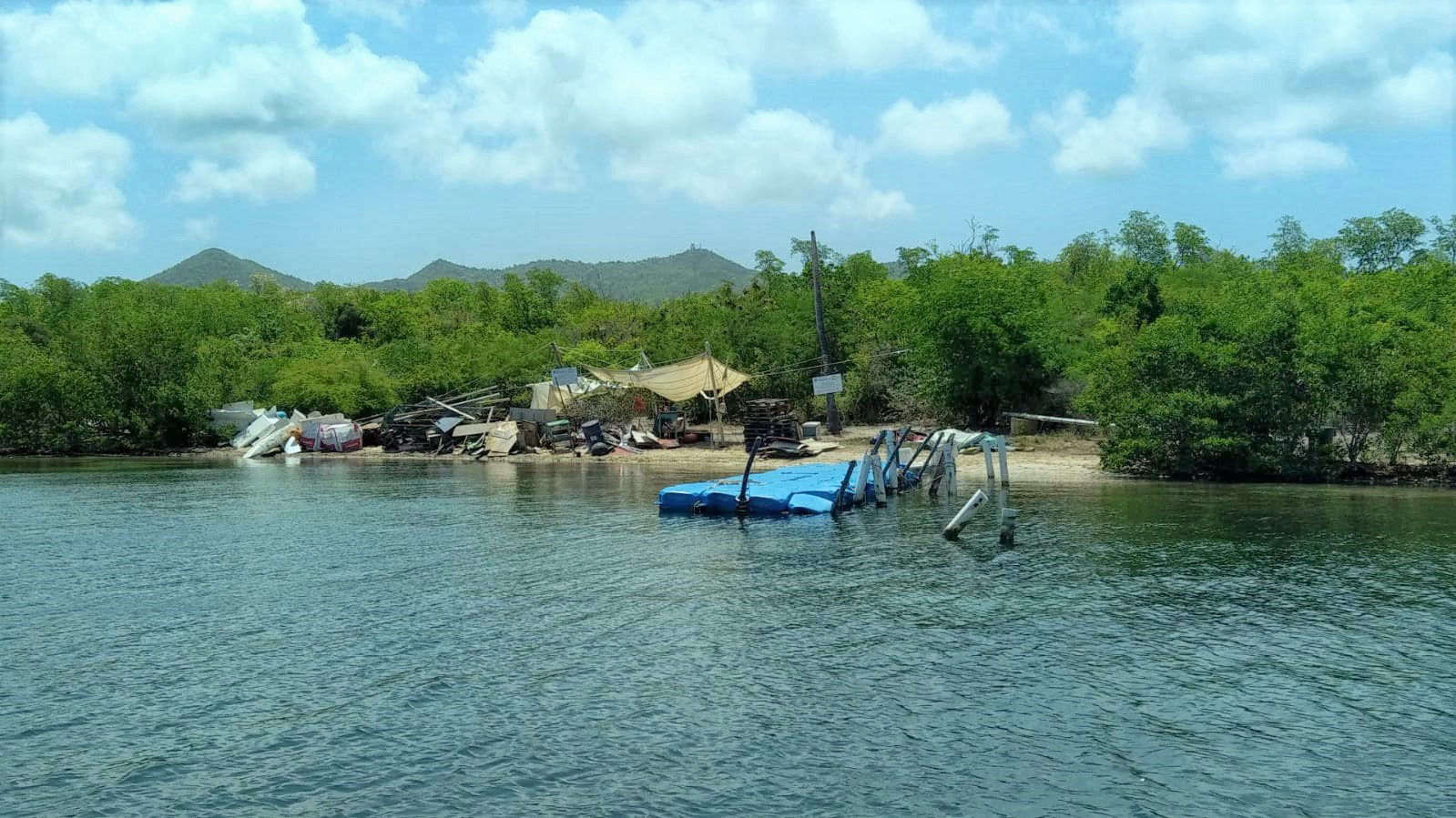 À Saint-Martin, le site du Grand Îlet où une importante opération de nettoyage a été organisée fin mai. © Anne-Marie Bouillé